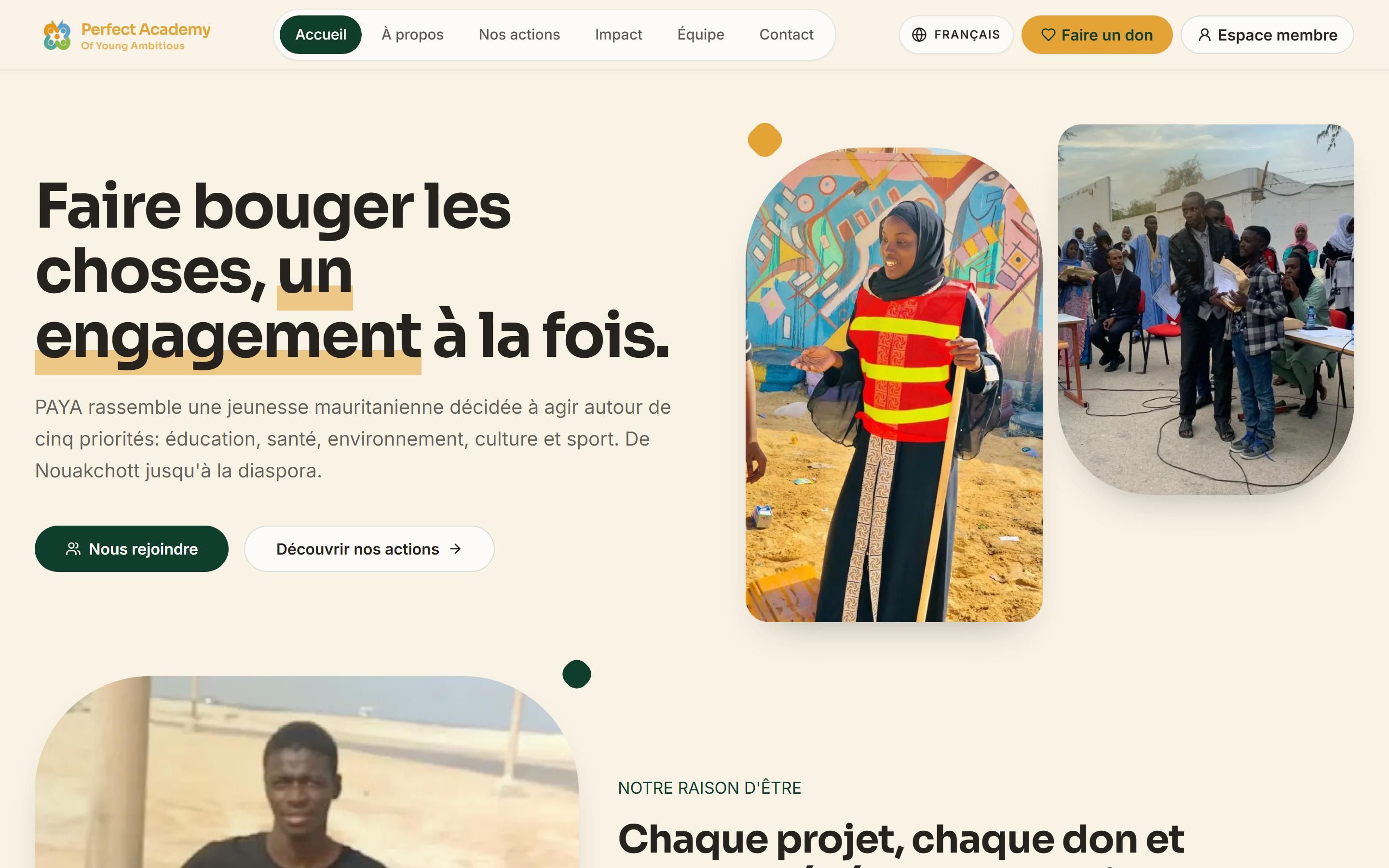Page d’accueil de PAYA en français, mise en page de gauche à droite.